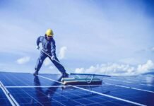 How to clean rooftop solar panels? How to clean rooftop solar panels
